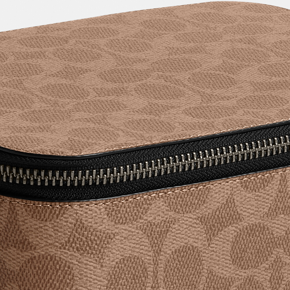 Coach Tech Organizer In Colorblock Signature Canvas Secure Zip Around - Picture 14 of 14